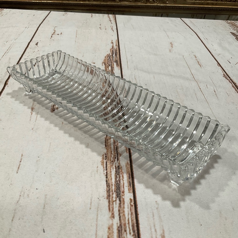 VINTAGE HEISEY GLASS DISH SERVING TRAY RECTANGULAR RIBBED CUT WITH FEET